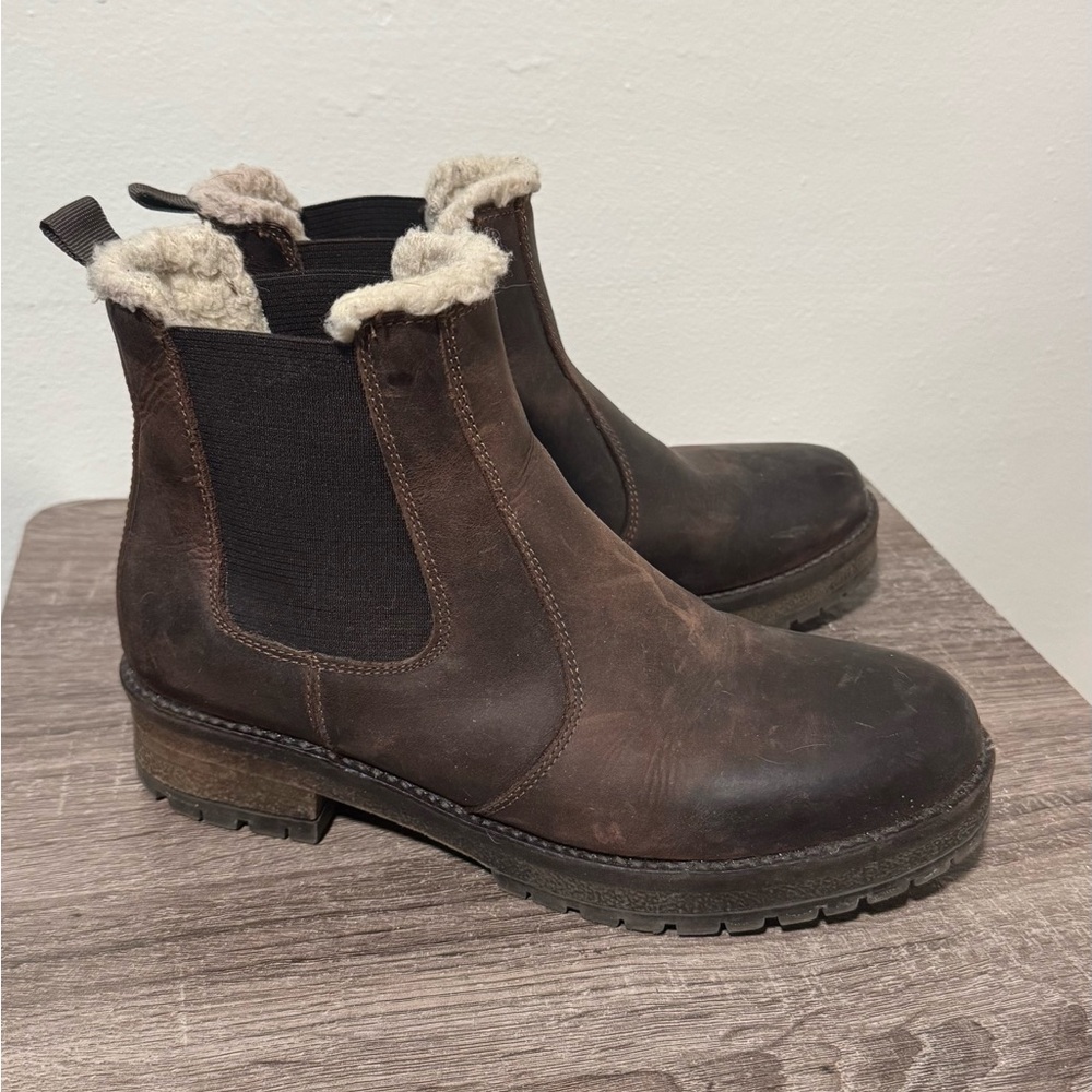 Alpine Design Brown Leather Chelsea Boot Women’s
